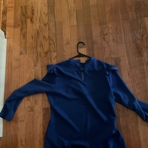 New York and Company NY&C Women’s Size XL Blue Fluff Shoulder Blouse